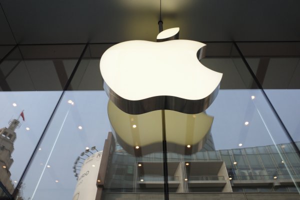 智股策略 苹果计划在浏览器上提供AI搜索，谷歌市值蒸发近1500亿美元