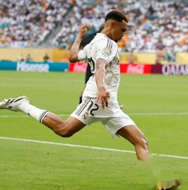 盛鹏智投 拿什么争冠? 休赛期就买3后卫, 前锋+中场没人来, 9000万巨星不走